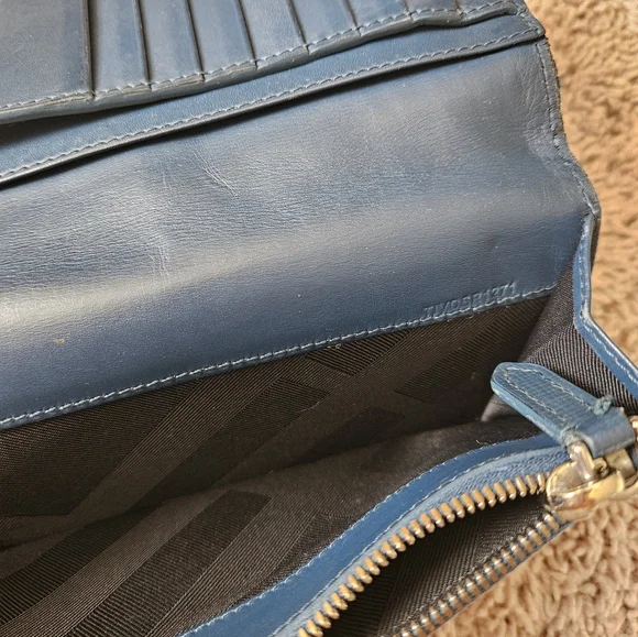 Burberry Blue Leather Wallet - Picture 8 of 11